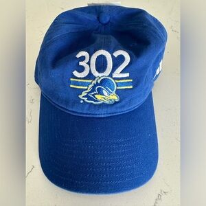 NWT: Delaware Blue Hens Adidas Hat